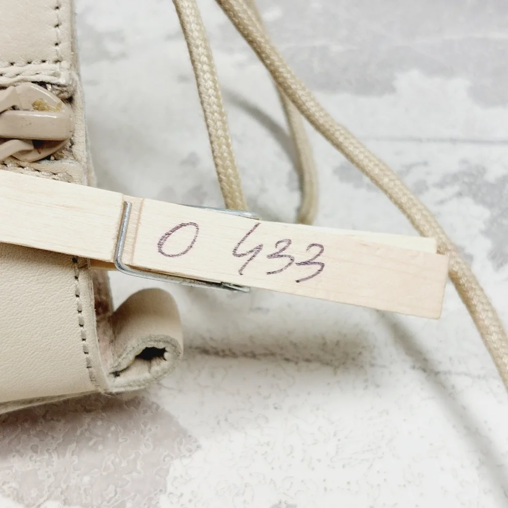 NEW Seychelles Womens Irresistible Off White Black Lace Up Ankle Boots O433 - Picture 11 of 11